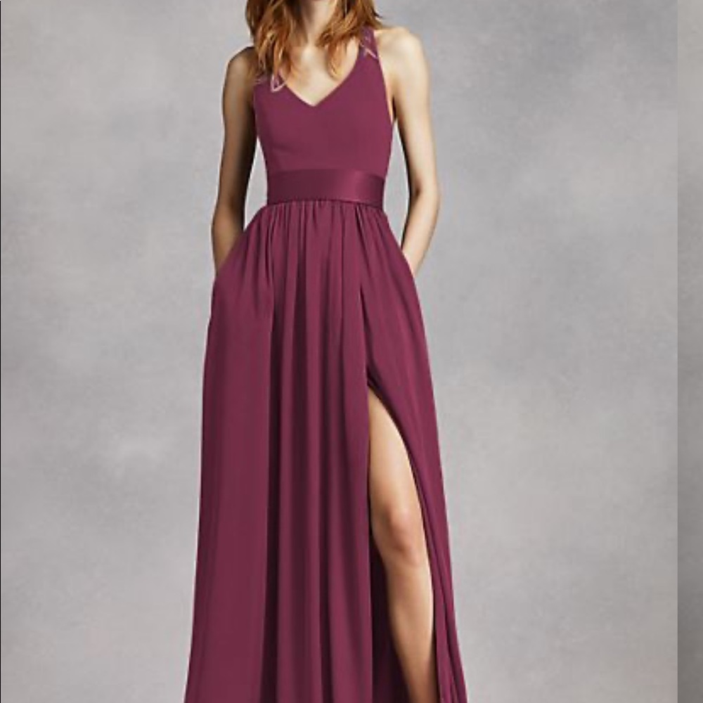 Vera wang dress size 8 in color wine